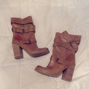 Jessica Simpson buckeled boots